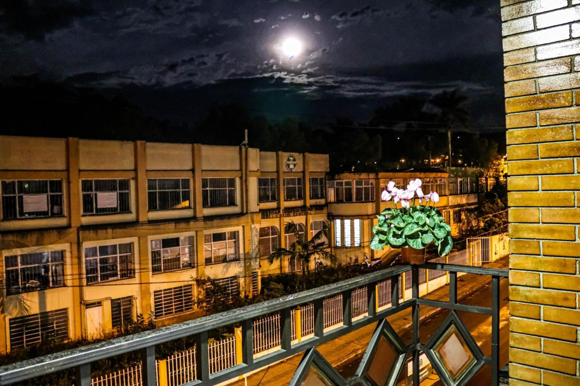 Hotel Ciudad Dulce Moniquira Moniquirá Exterior foto